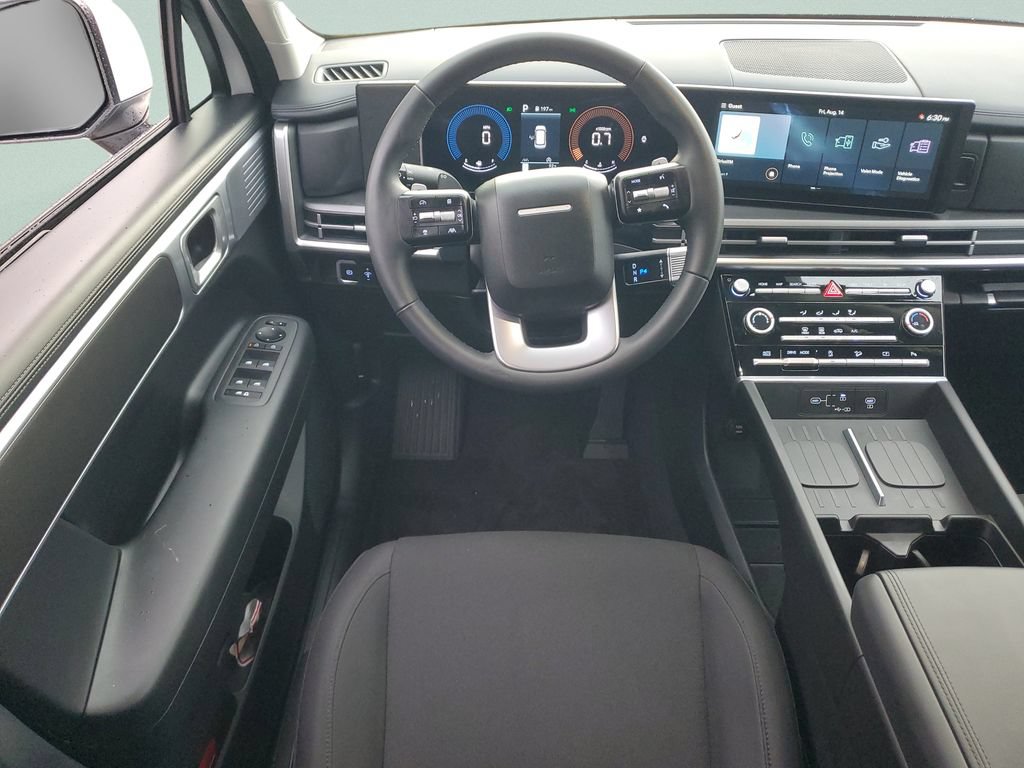 Used 2026 Hyundai Santa Fe SE FWD image 12