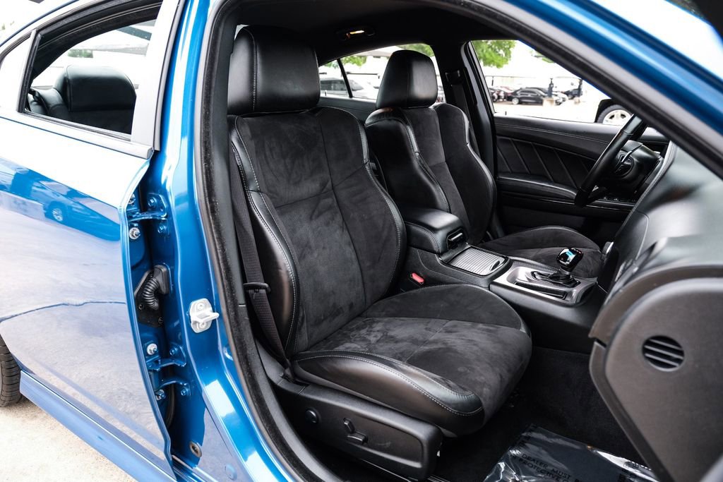 Used 2022 Dodge Charger R/T w/ Plus Group RWD image 34