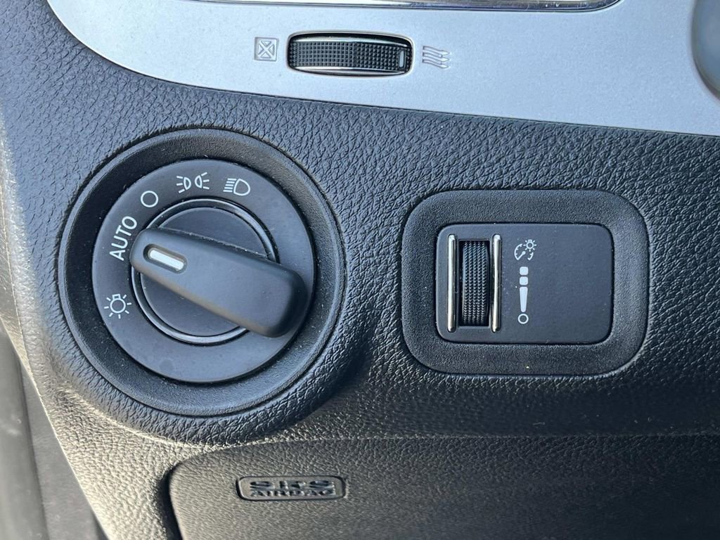 Used 2018 Dodge Journey SE w/ Connectivity Group image 26