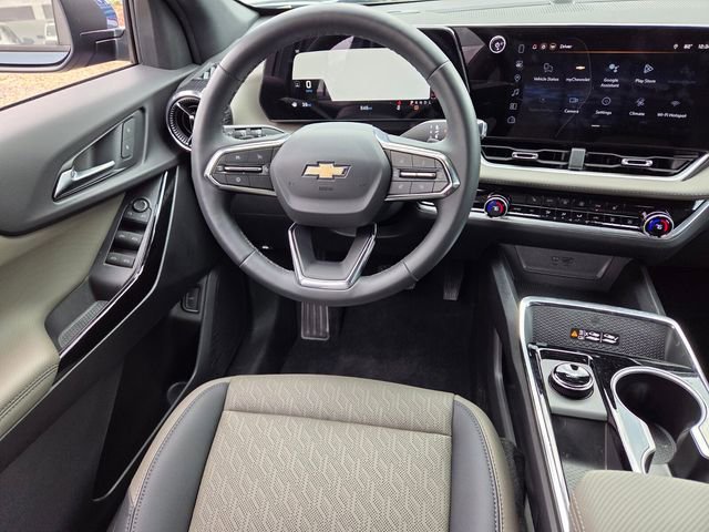 New 2026 Chevrolet Equinox LT w/ Convenience Package II image 17