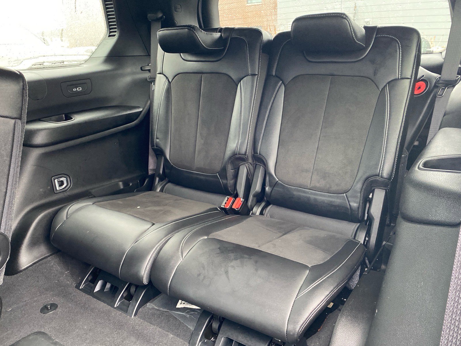 Used 2023 Jeep Grand Cherokee L Laredo AWD/4WD image 23