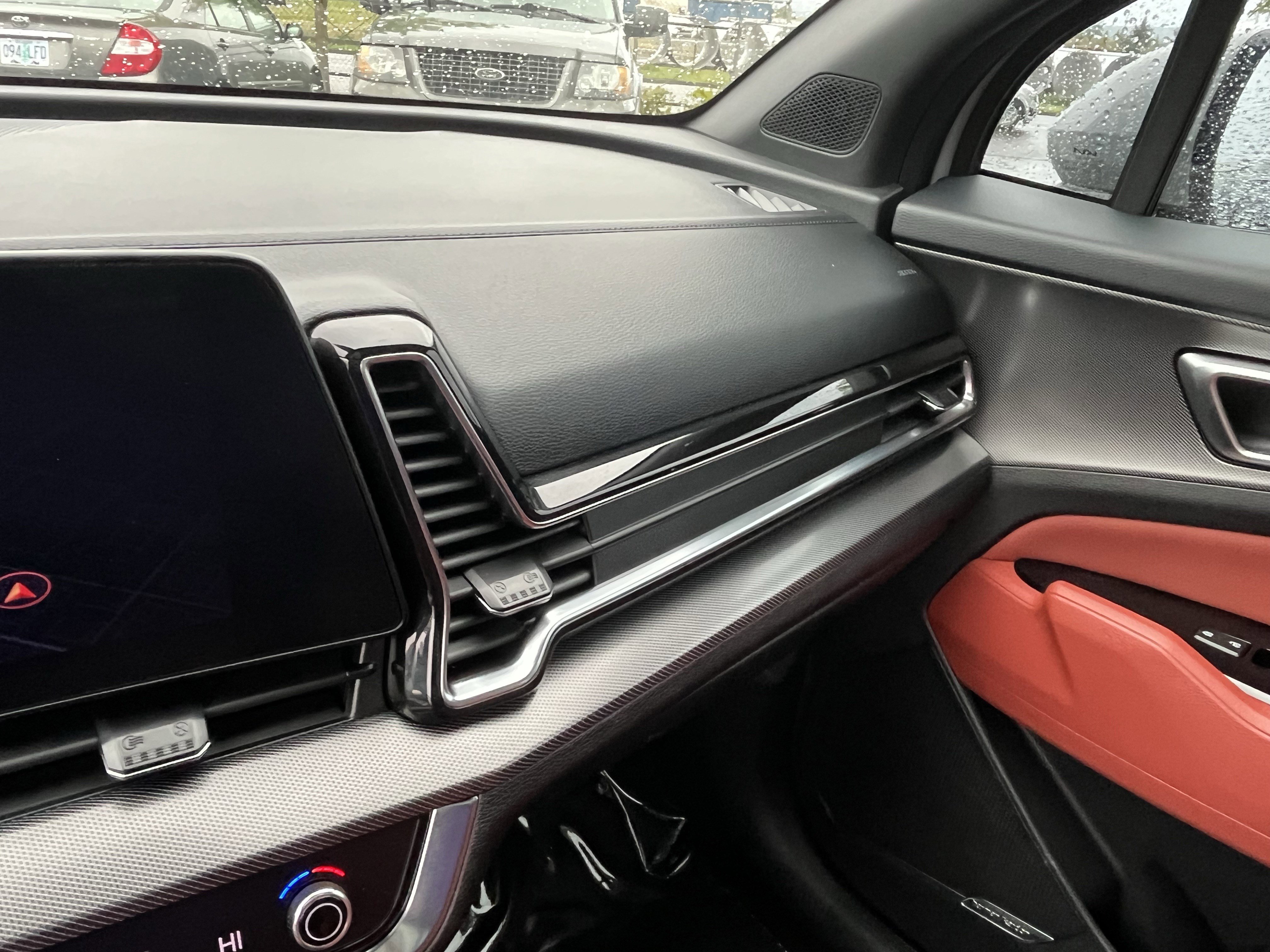 Used 2023 Kia Sportage SX image 25