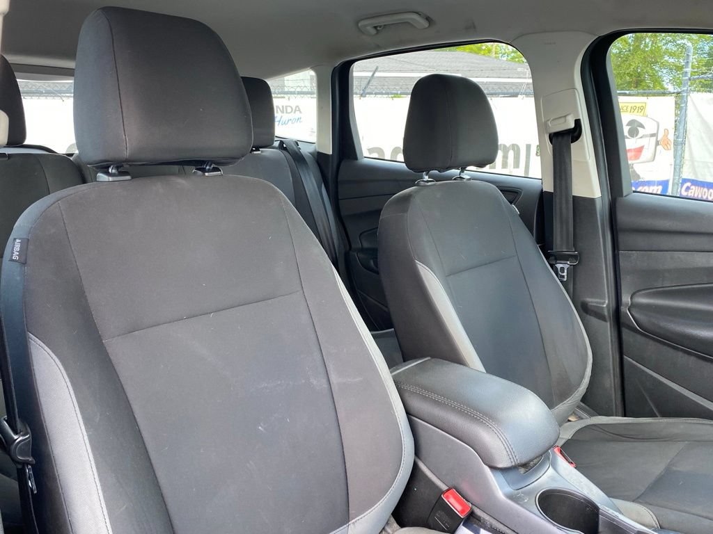 Used 2015 Ford Escape S FWD image 16