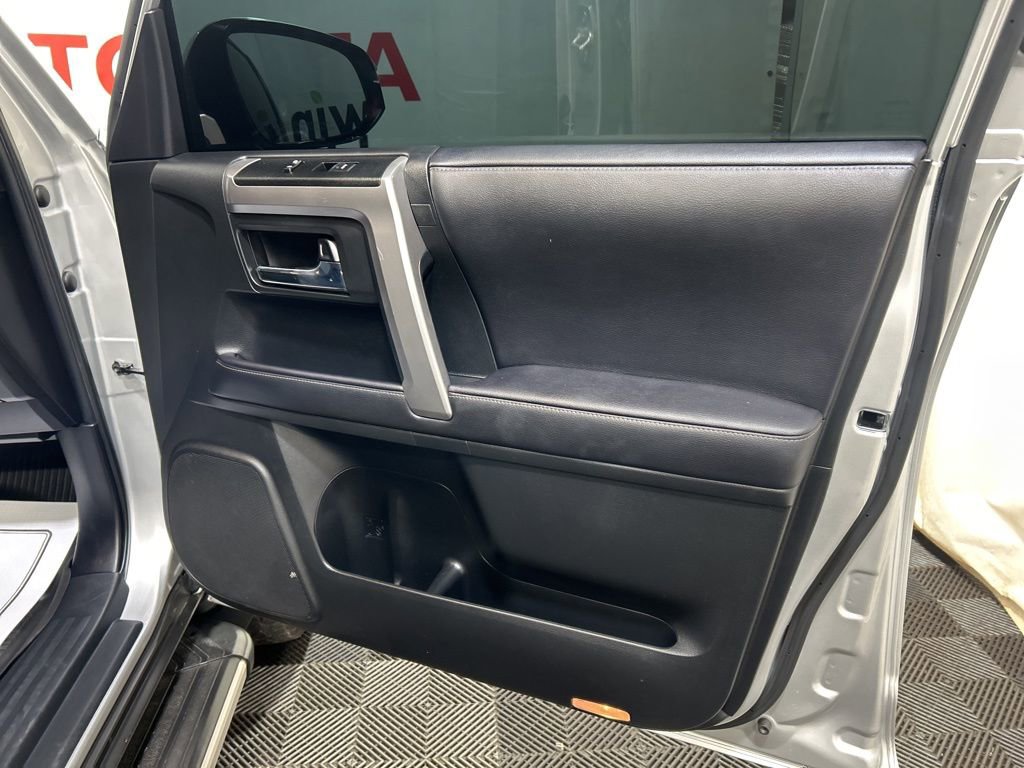 Used 2021 Toyota 4Runner SR5 Premium w/ Moonroof Package image 11