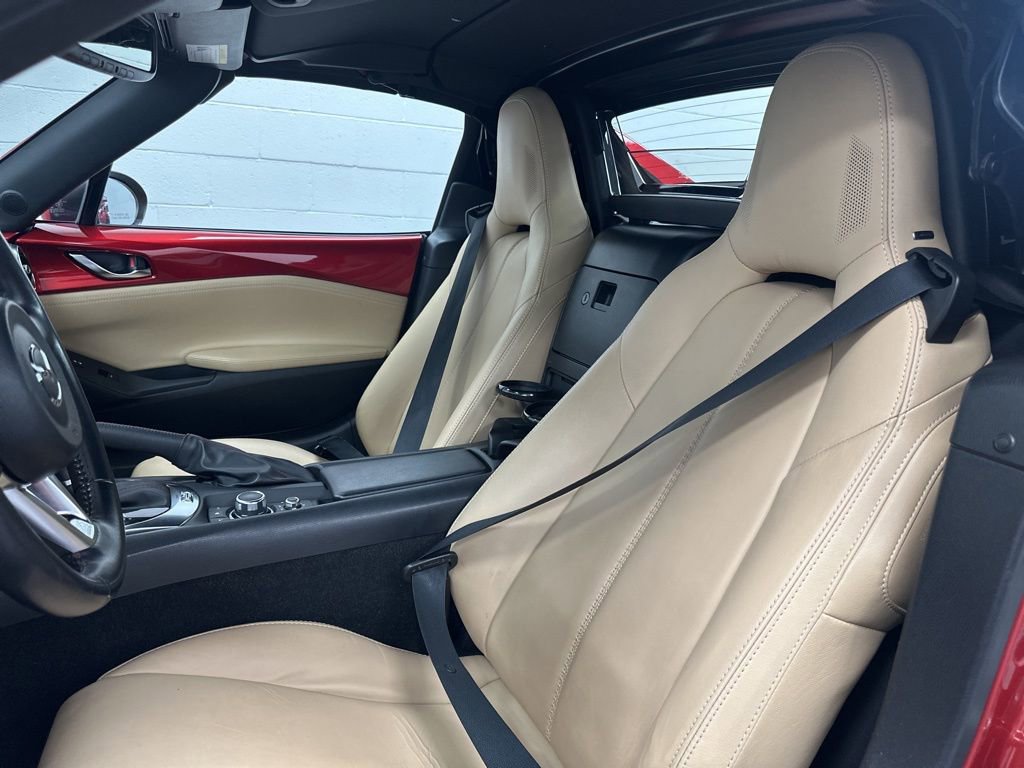 Used 2017 MAZDA MX-5 Miata RF Grand Touring image 17