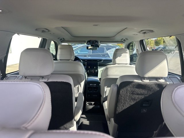 Used 2022 Jeep Grand Cherokee L Overland w/ Luxury Tech Group IV image 22