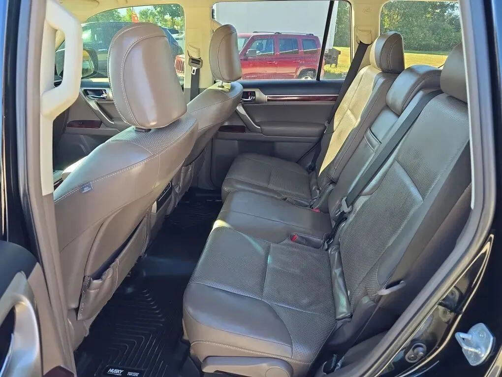 Used 2010 Lexus GX 460 image 14