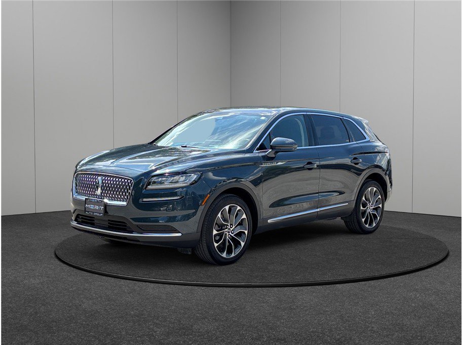 Used 2021 Lincoln Nautilus Reserve image 4