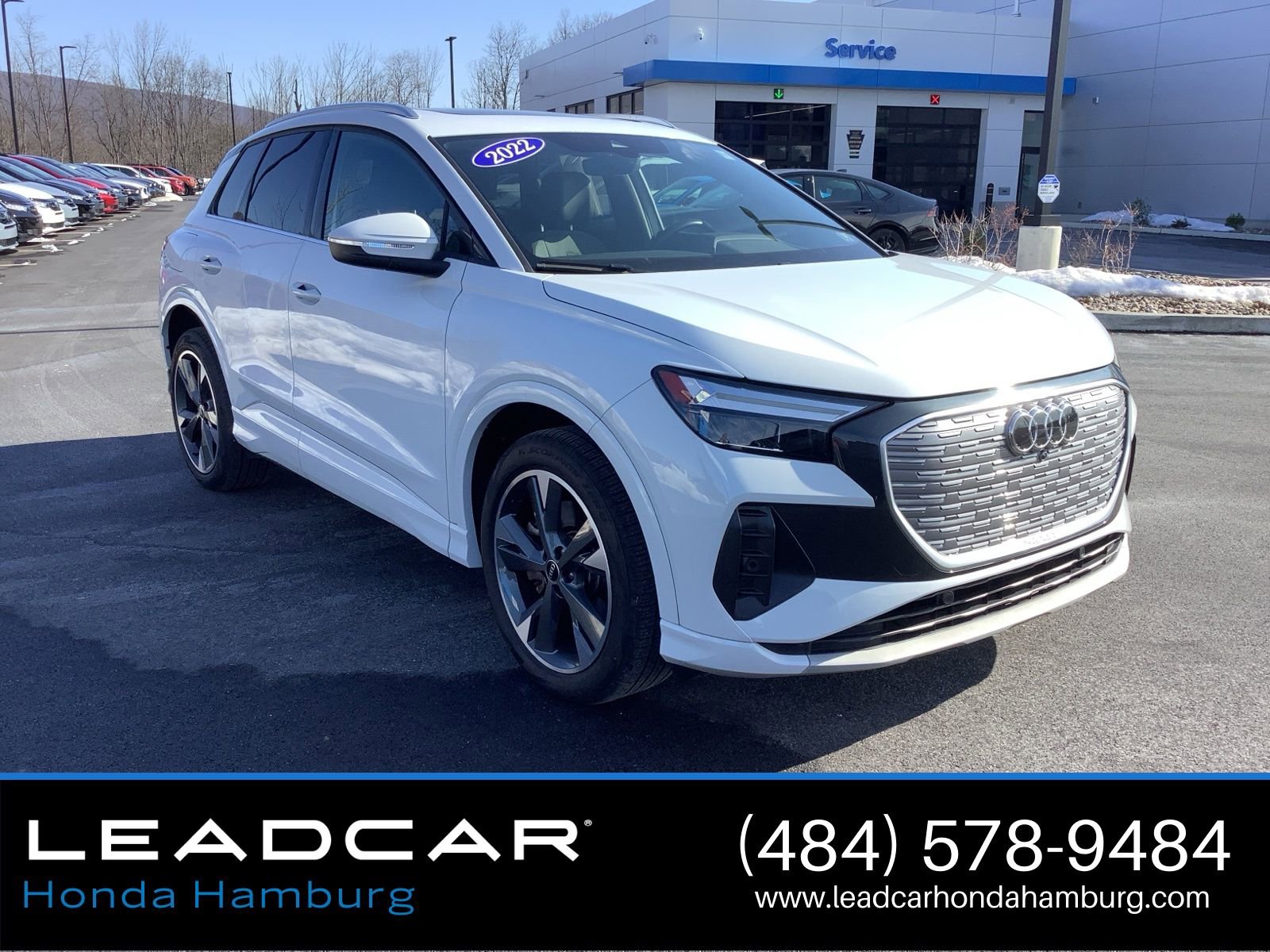 Used 2022 Audi Q4 e-tron Premium Plus image 9