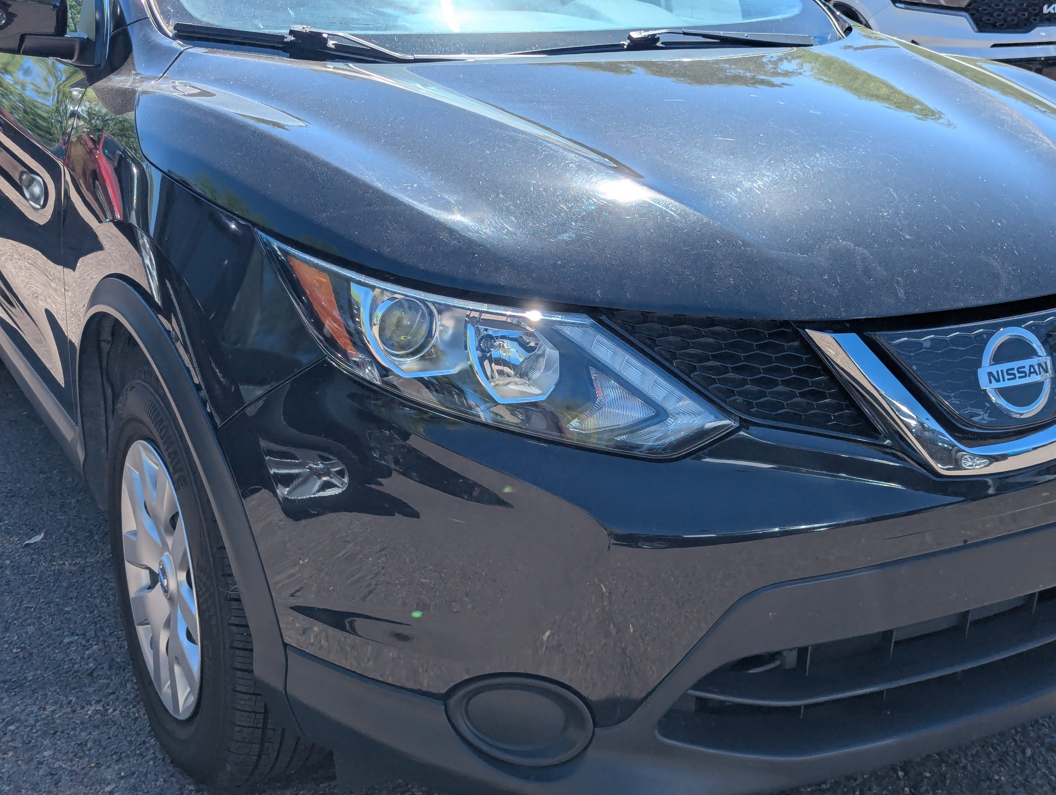 Used 2019 Nissan Rogue Sport S image 6