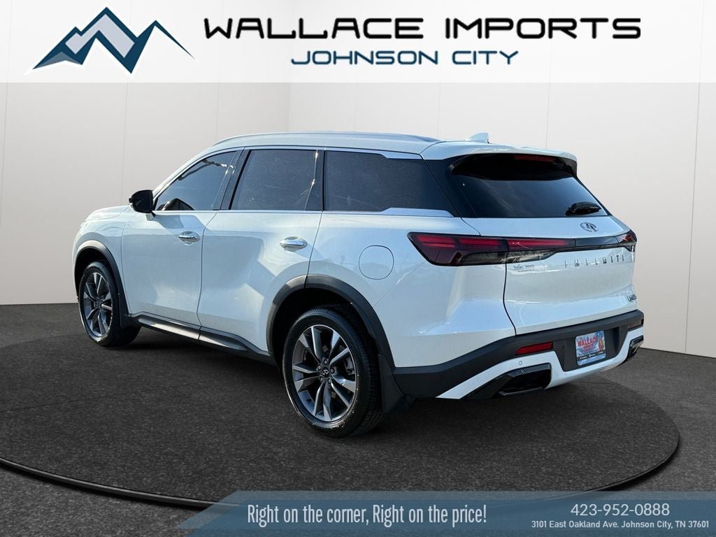 Used 2023 INFINITI QX60 Luxe w/ Cargo Package FWD video 4