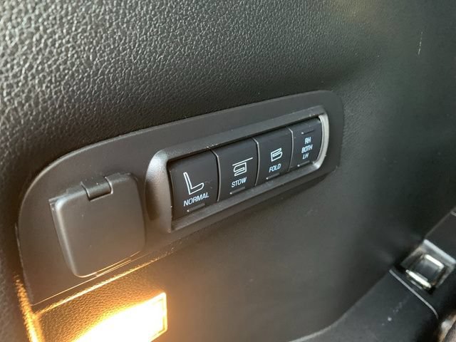 Used 2017 Ford Explorer Limited FWD image 18