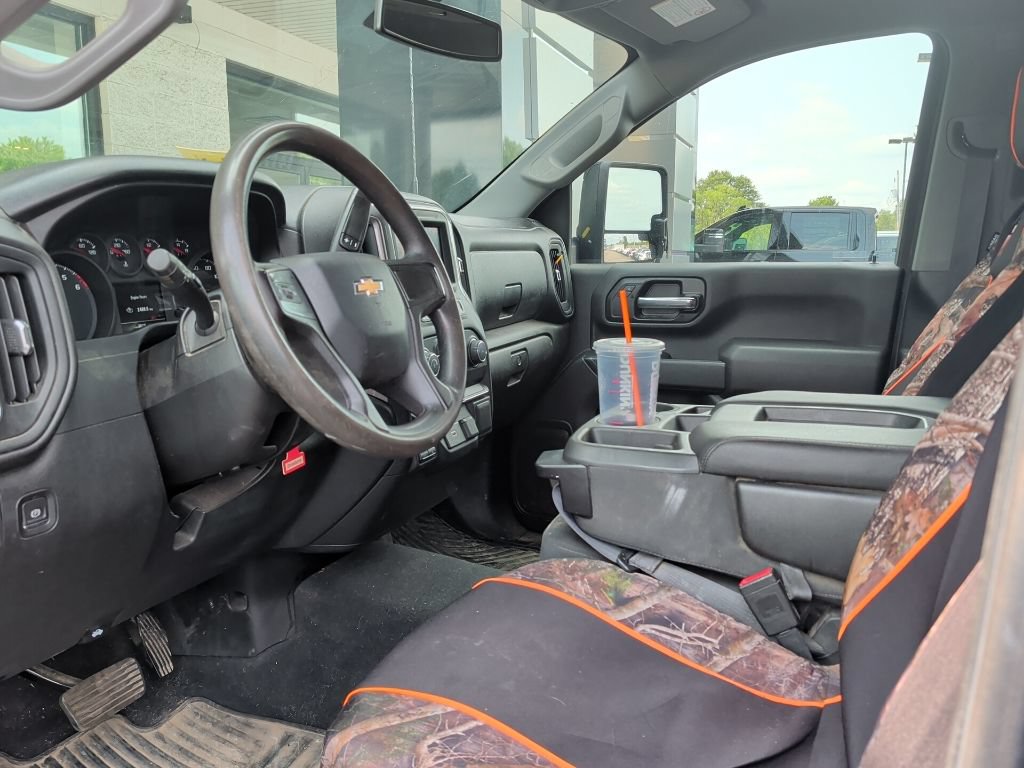 Used 2020 Chevrolet Silverado 2500 Custom w/ Custom Value Package AWD/4WD image 10