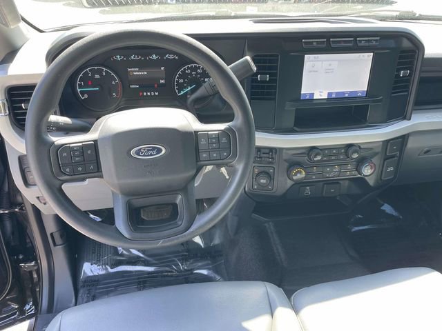 Used 2023 Ford F350 XL image 7