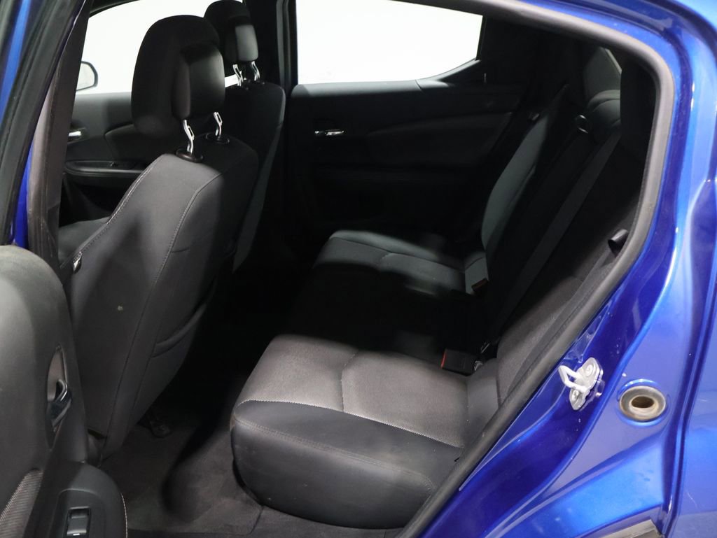 Used 2014 Dodge Avenger SE image 16