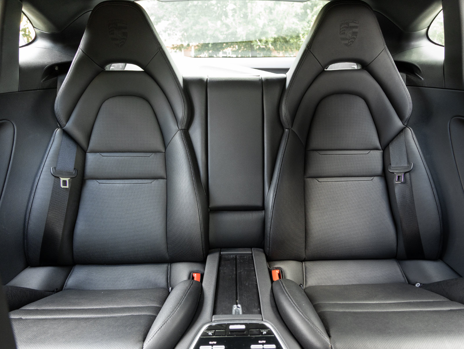 Certified 2023 Porsche Panamera 4 Platinum Edition AWD/4WD image 30
