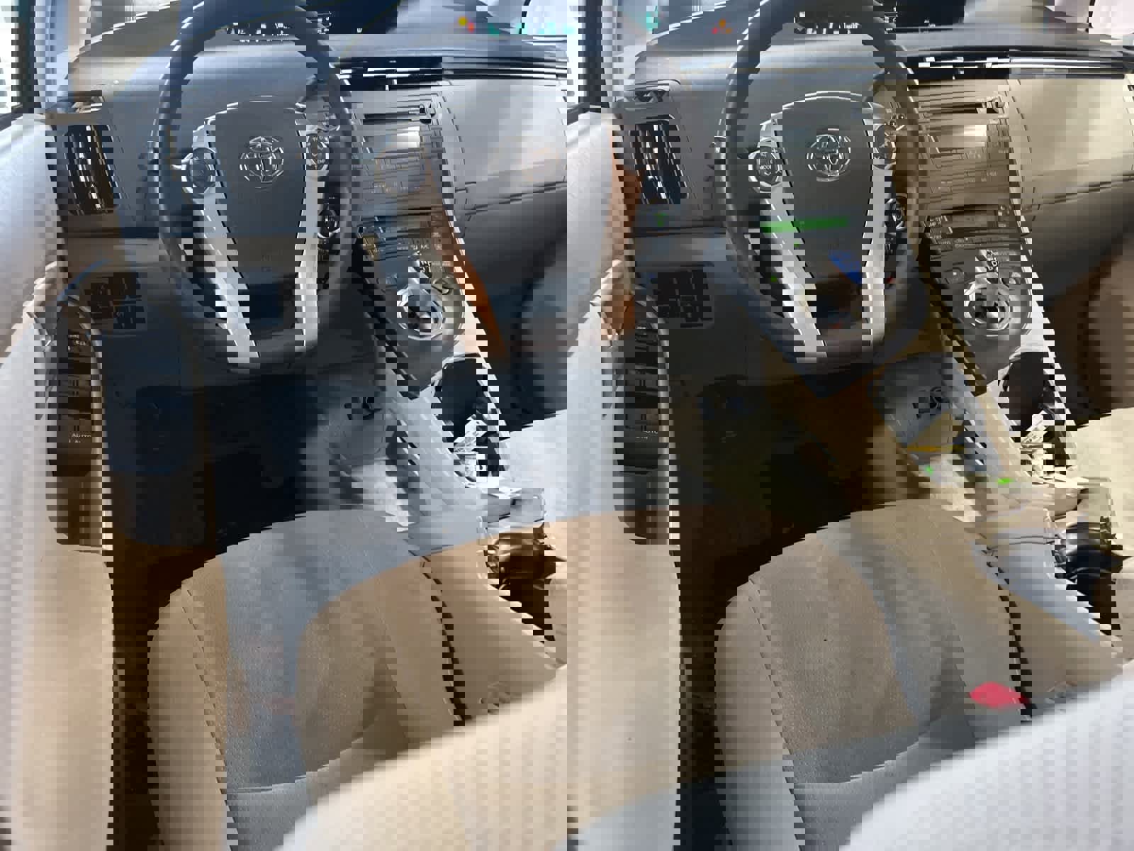 Used 2011 Toyota Prius Two image 23