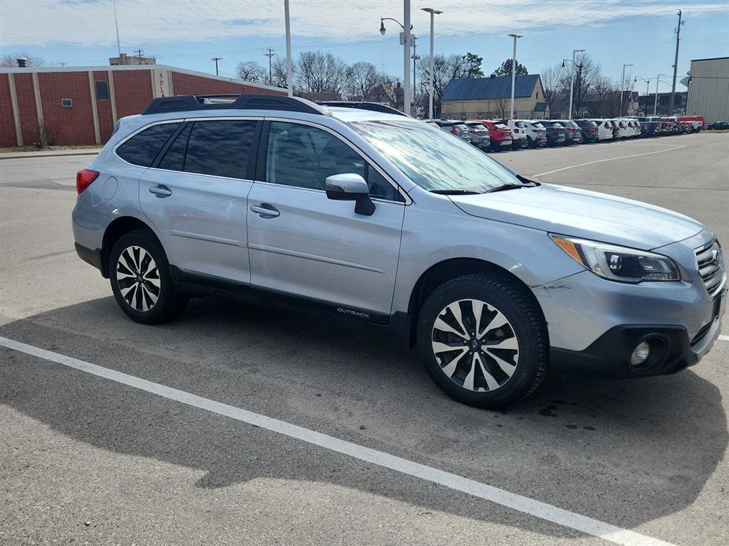 Used 2017 Subaru Outback 3.6R Limited w/ Popular Package #5 image 19