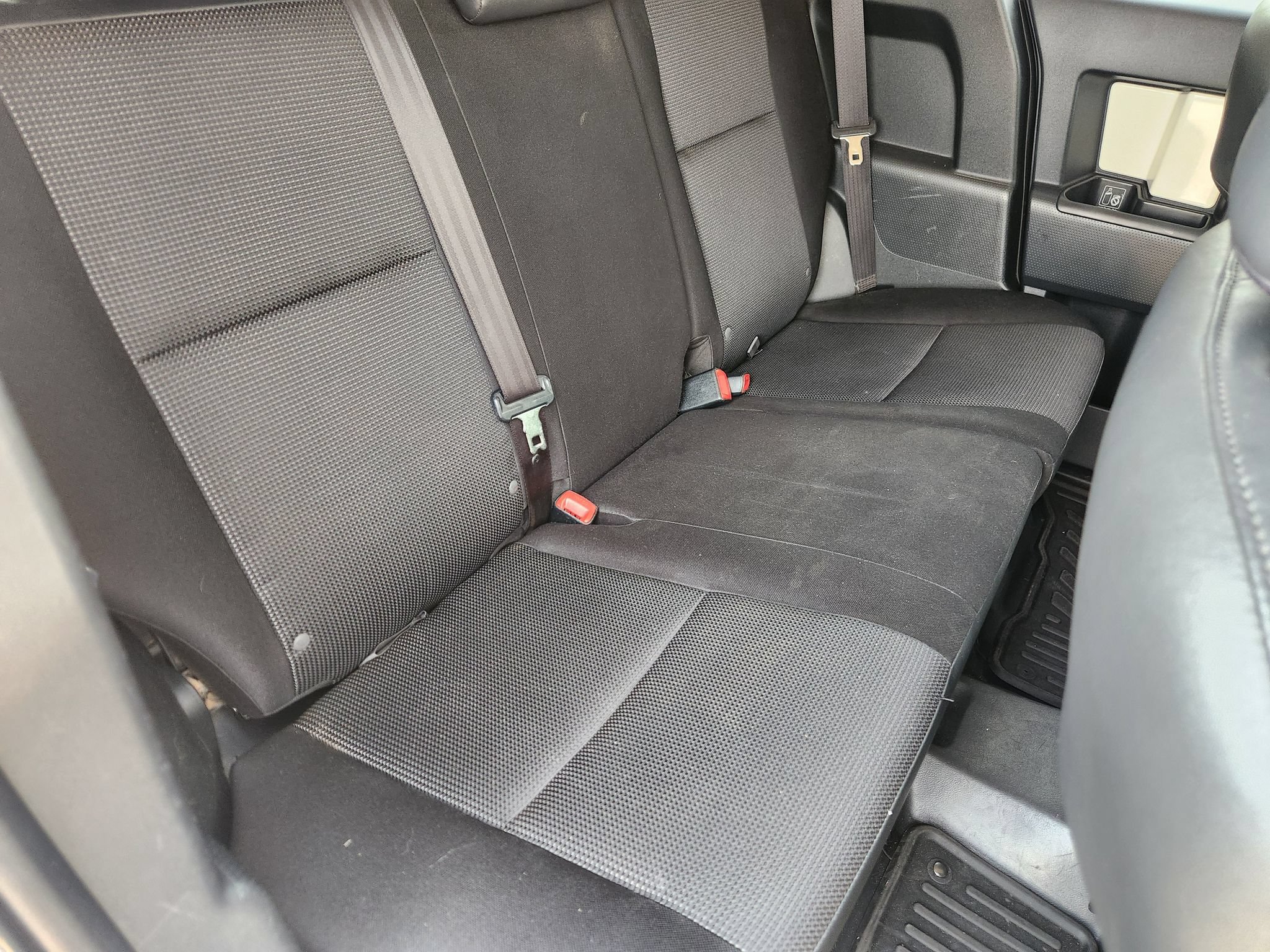 Used 2012 Toyota FJ Cruiser 4WD w/ Upgrade Pkg image 30