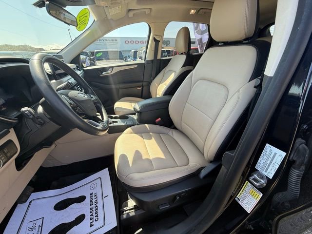 Used 2021 Ford Escape SEL w/ Technology Package image 8