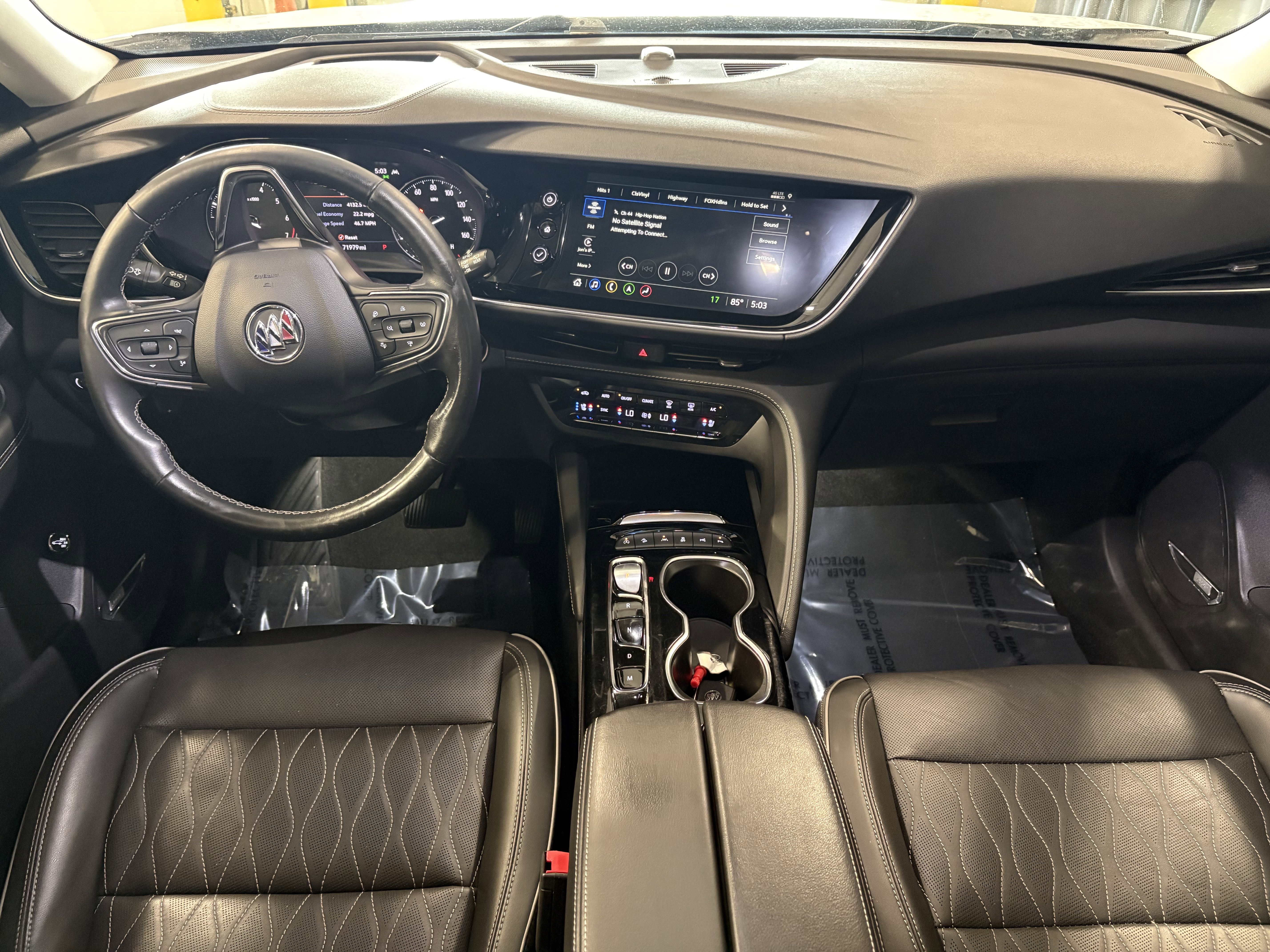 Used 2022 Buick Envision Avenir w/ Technology Package II AWD/4WD image 9