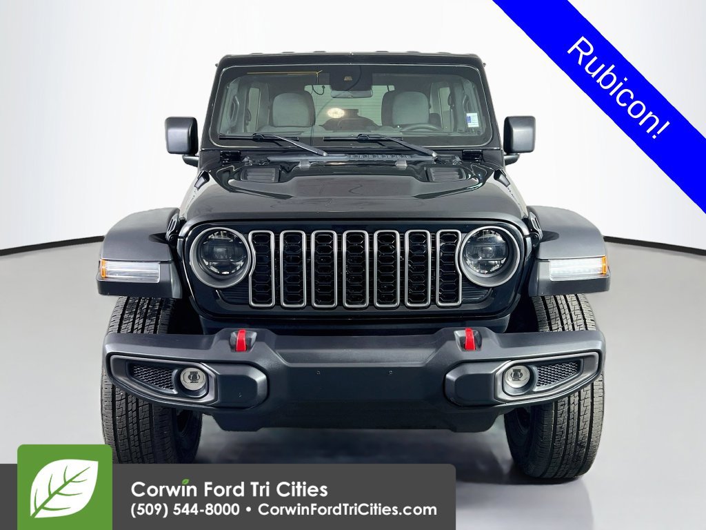 Used 2025 Jeep Wrangler Unlimited Rubicon AWD/4WD image 4
