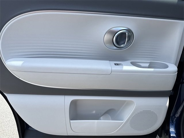 New 2026 Hyundai Ioniq 9 SE image 13