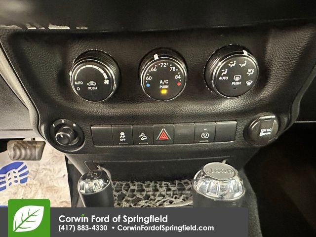 Used 2013 Jeep Wrangler Unlimited Sahara w/ Connectivity Group image 23