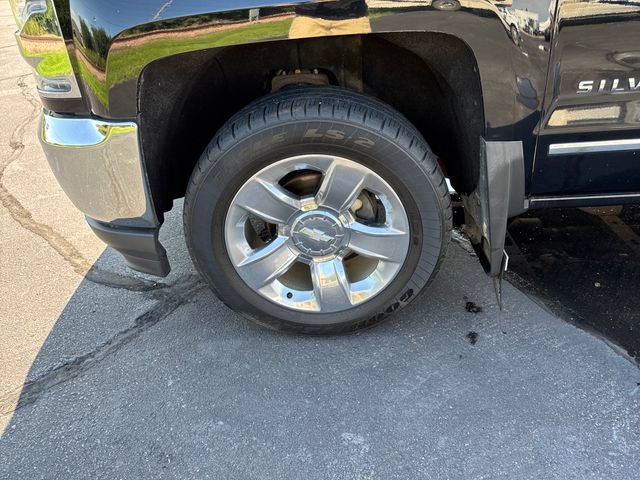 Used 2018 Chevrolet Silverado 1500 LTZ w/ Sport Package AWD/4WD image 26