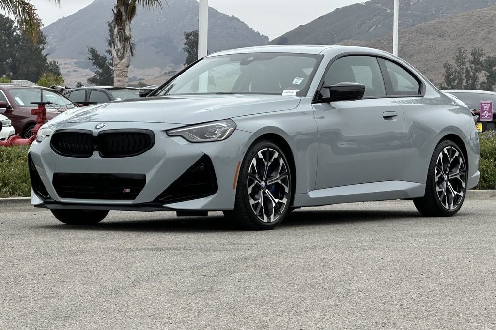 Used 2025 BMW M240i Coupe RWD image 7