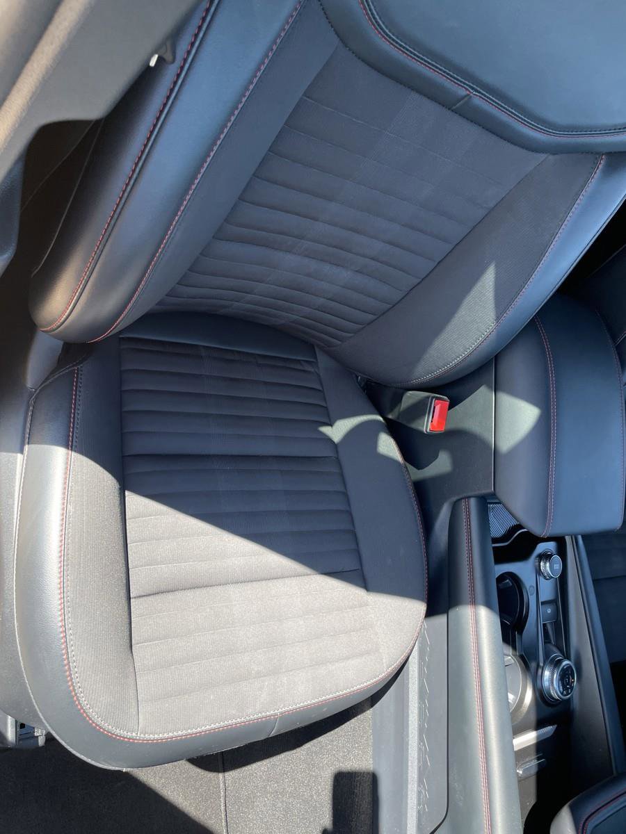 Used 2025 Ford Explorer ST-Line w/ ST-Line Street Pack image 30