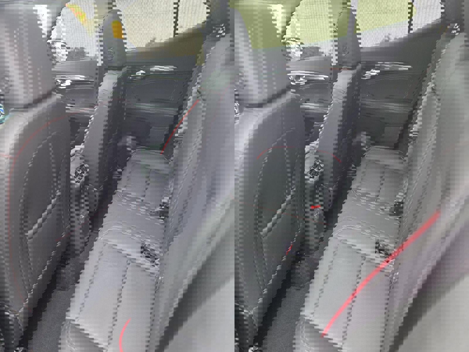 Certified 2023 Buick Envision Essence w/ Sport Touring Package image 31