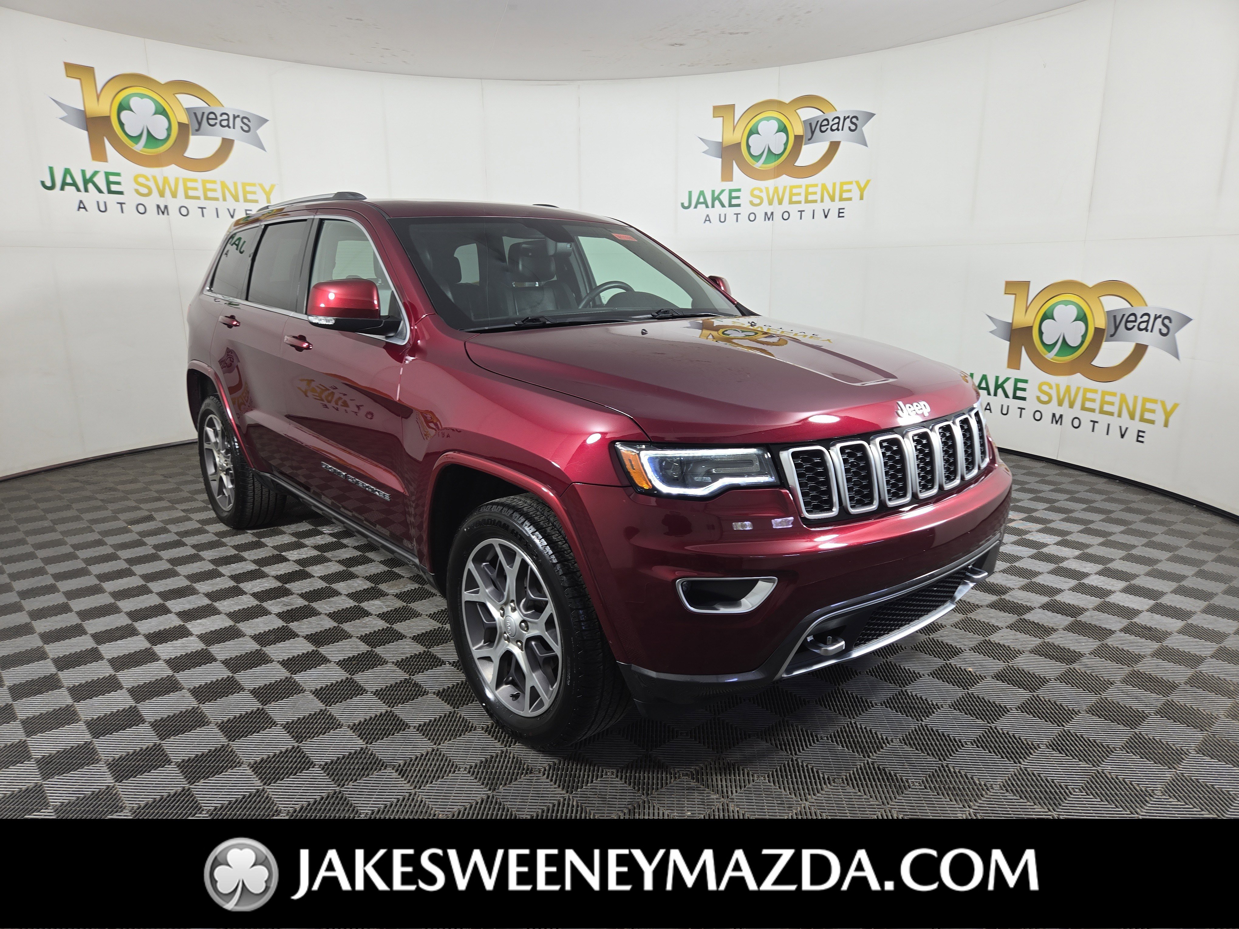 Used 2018 Jeep Grand Cherokee Limited AWD/4WD image 1