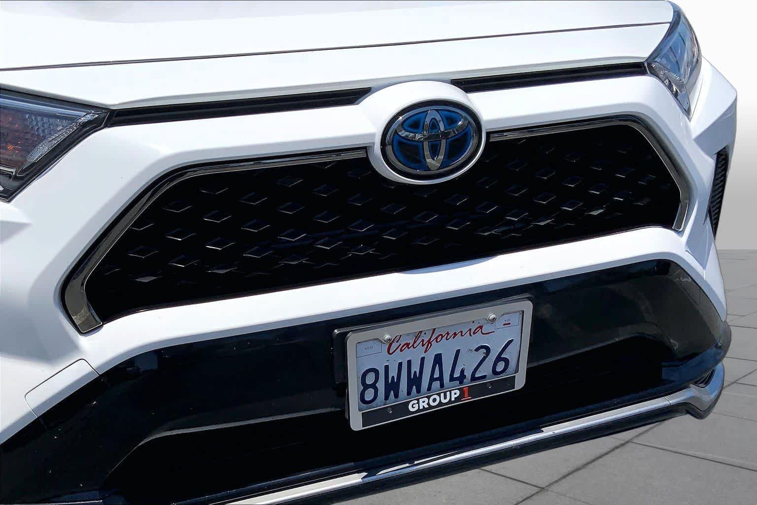 Certified 2021 Toyota RAV4 SE w/ Weather & Moonroof Package AWD/4WD image 29