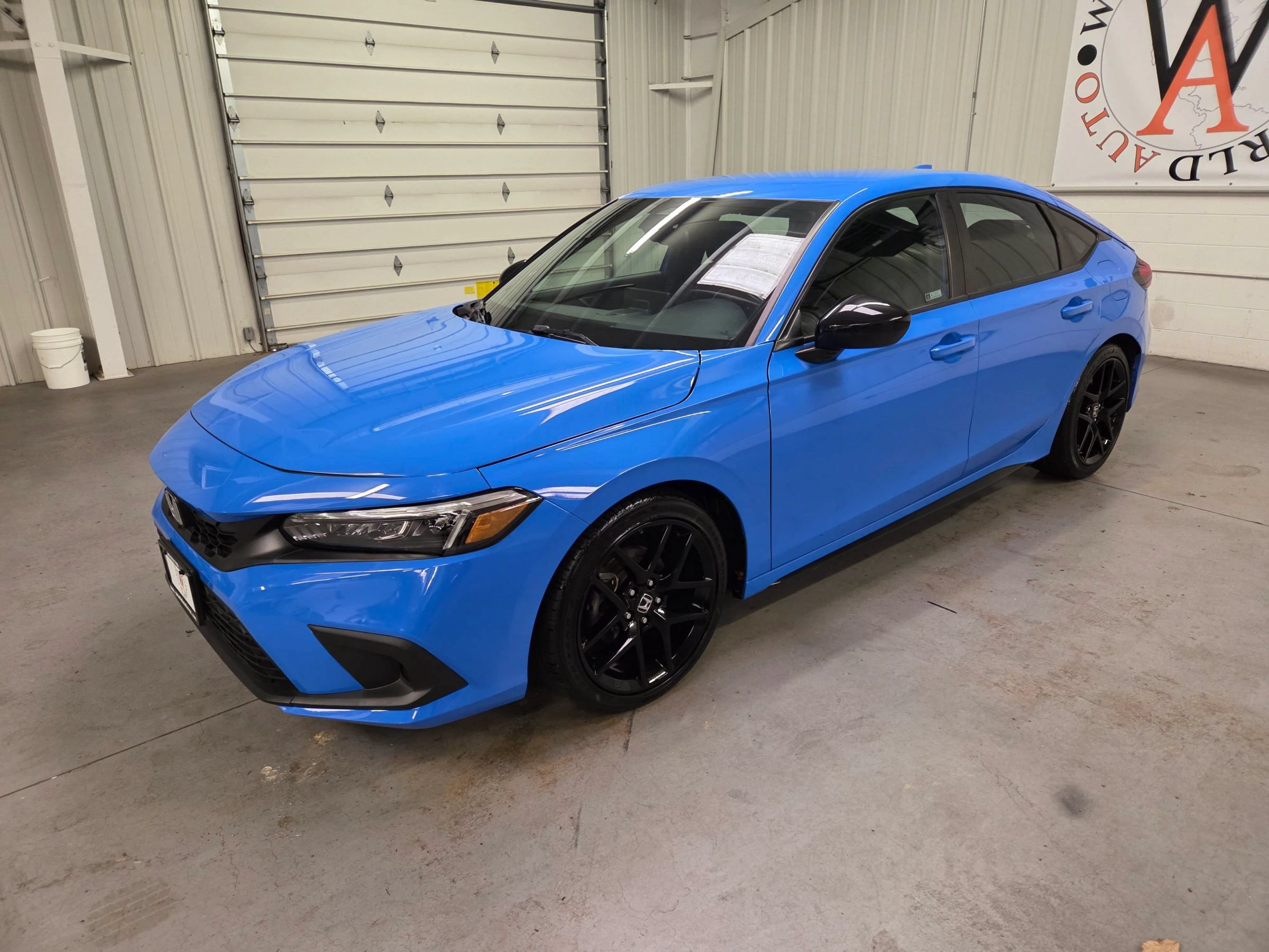 Used 2022 Honda Civic Sport image 2