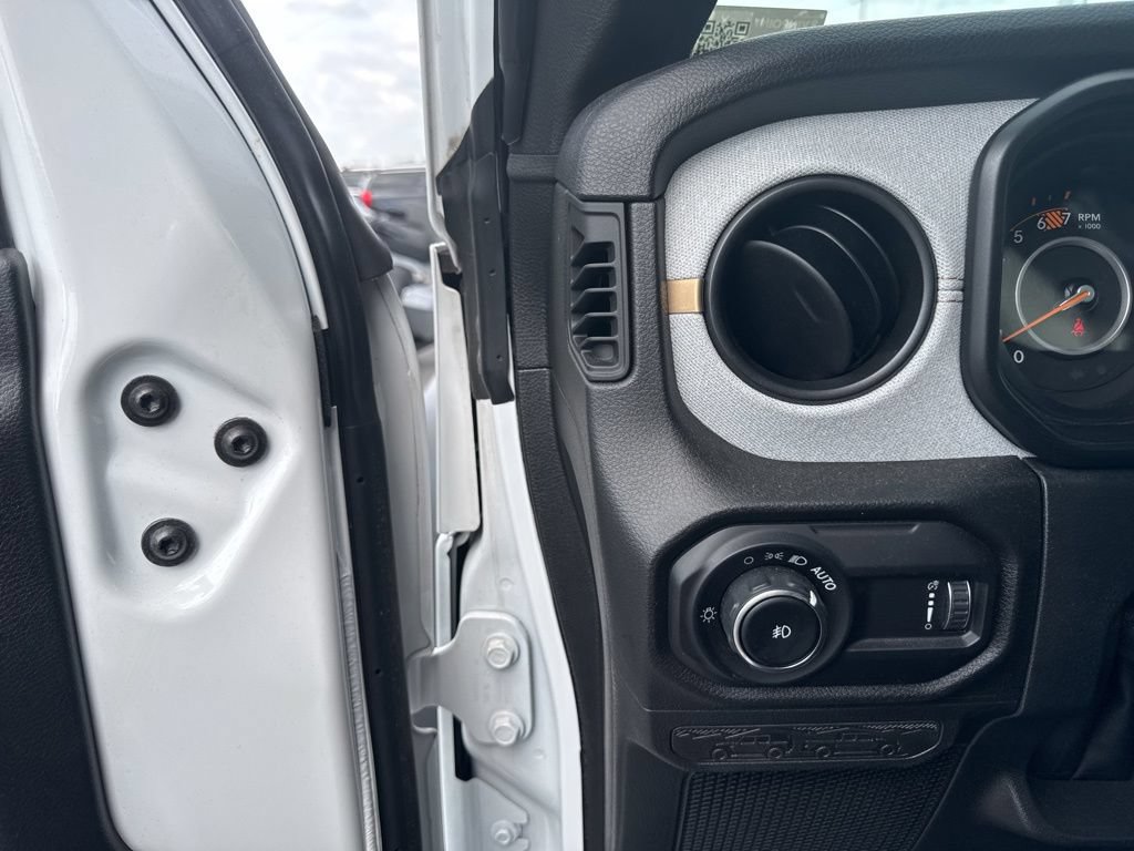 Used 2025 Jeep Wrangler Unlimited Sport AWD/4WD image 11