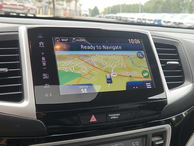 Used 2018 Honda Pilot Touring image 17