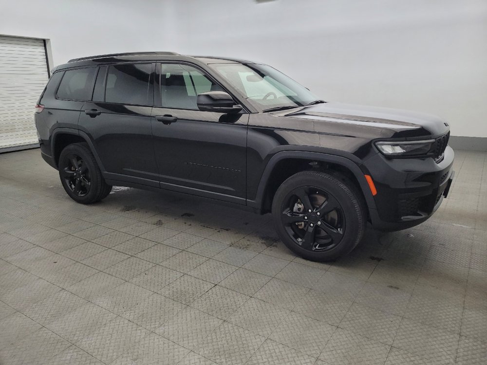 Used 2023 Jeep Grand Cherokee L Laredo AWD/4WD image 11