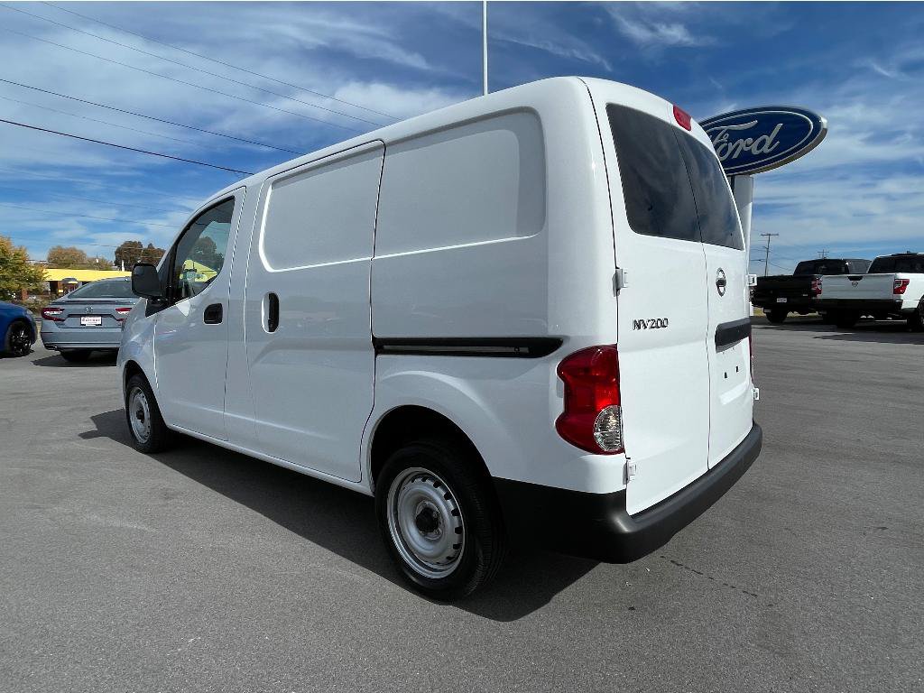 Used 2020 Nissan NV200 S w/ Back Door Glass Package FWD image 7