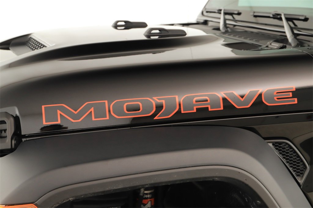 Used 2023 Jeep Gladiator Mojave w/ Cold Weather Group image 31