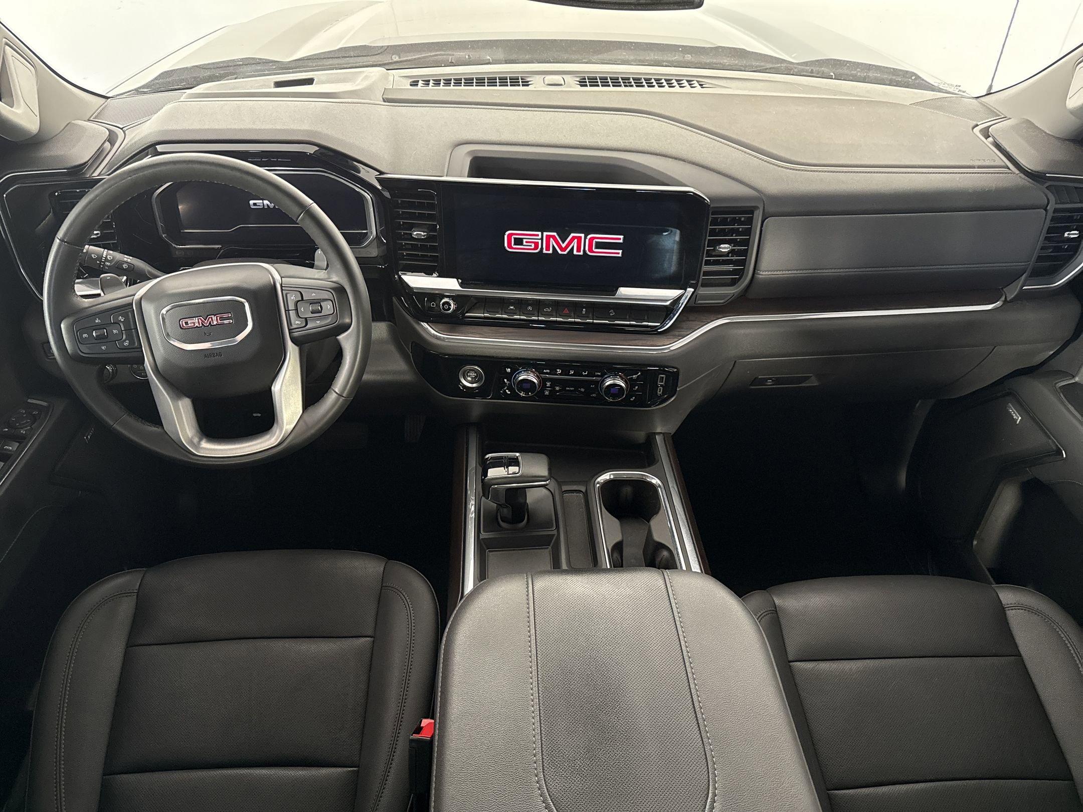 Used 2023 GMC Sierra 1500 SLT w/ SLT Premium Package image 14