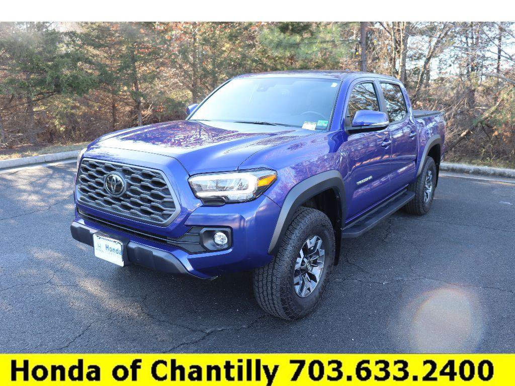 Used 2023 Toyota Tacoma TRD Off-Road video 3