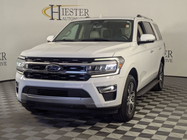 Used 2024 Ford Expedition Limited image 4