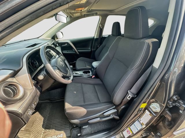 Used 2017 Toyota RAV4 XLE w/ Carpet Mat Package AWD/4WD image 21
