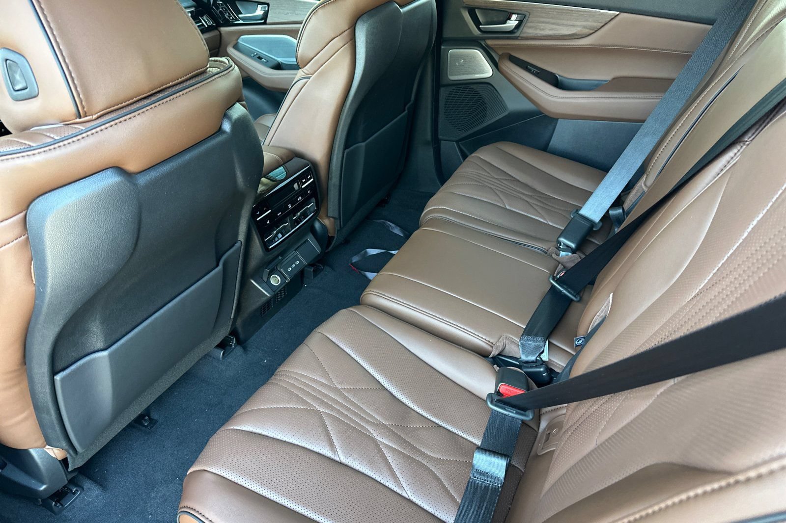 New 2026 Acura MDX w/ Advance Package AWD/4WD image 12