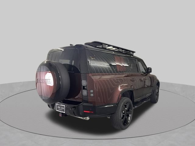 New 2026 Land Rover Defender 130 X-Dynamic SE AWD/4WD image 4