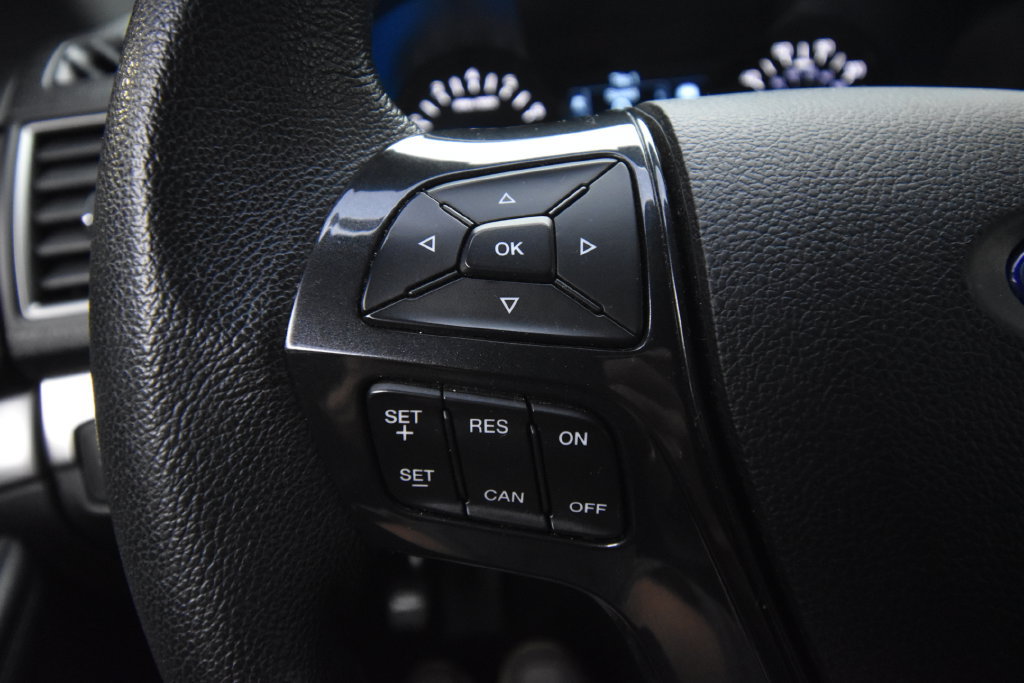 Used 2019 Ford Explorer XLT AWD/4WD image 26