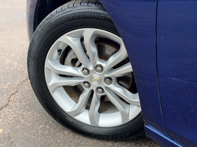 Used 2019 Chevrolet Cruze LT FWD image 24
