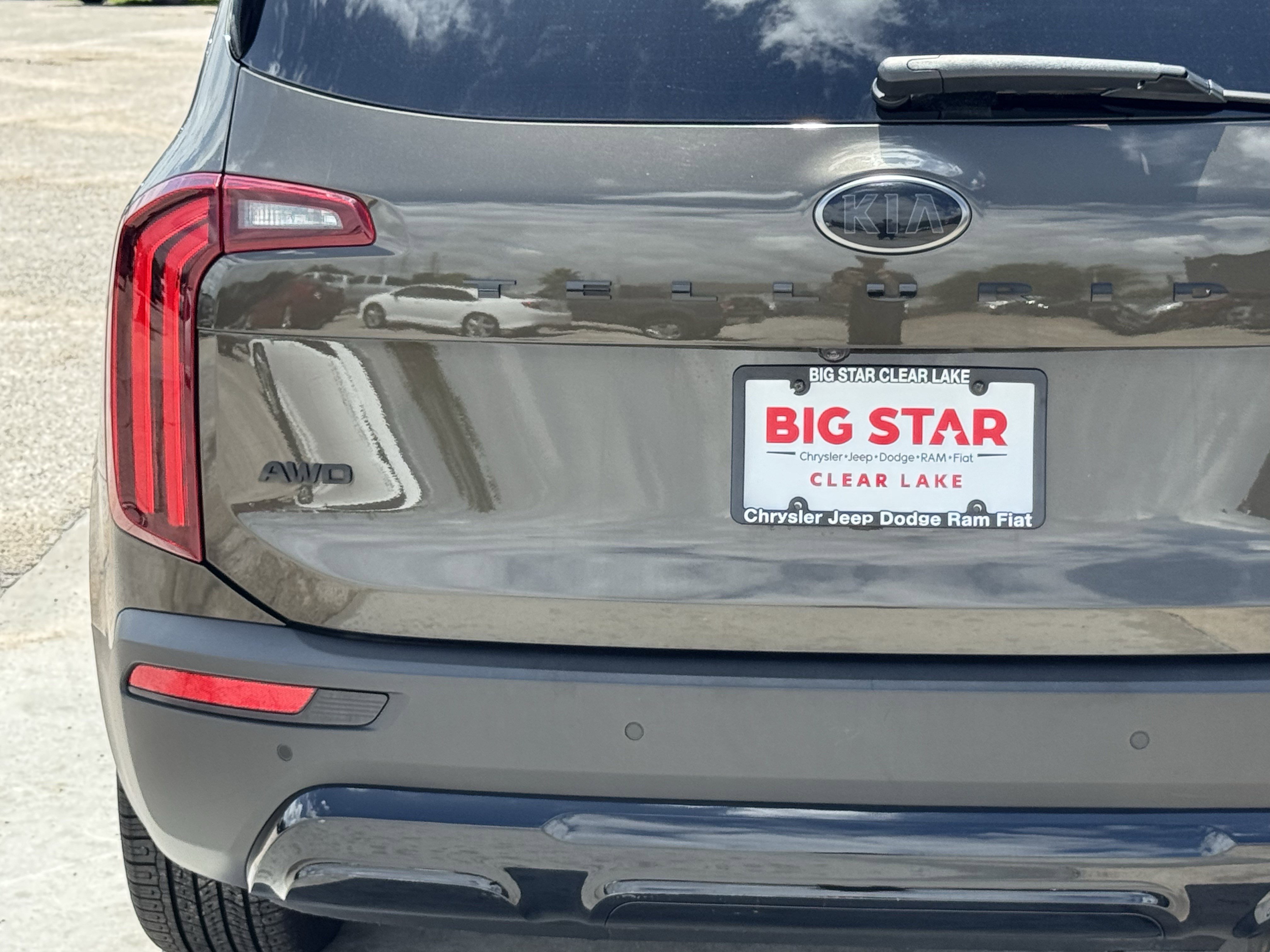 Used 2021 Kia Telluride SX w/ Nightfall Edition Package AWD/4WD image 11