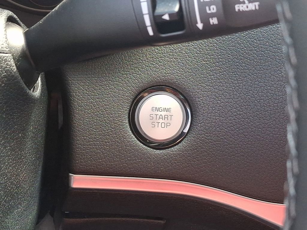 Certified 2023 Kia Stinger GT-Line image 23